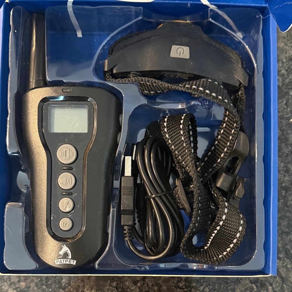 Patpet Remote Training Collar Set - Picture 2 of 3